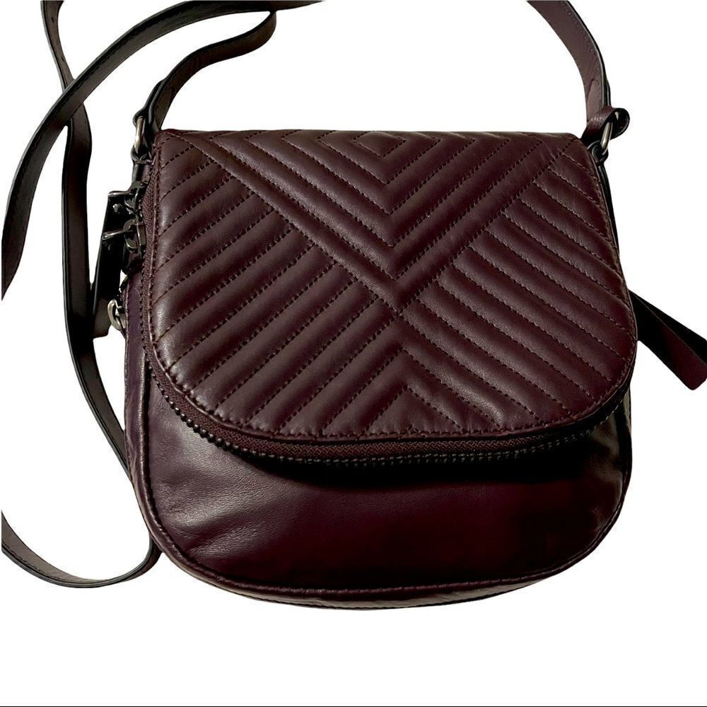 VINCE CAMUTO Bailey Dark Purple Vamp Leather Zip Around Crossbody Bag